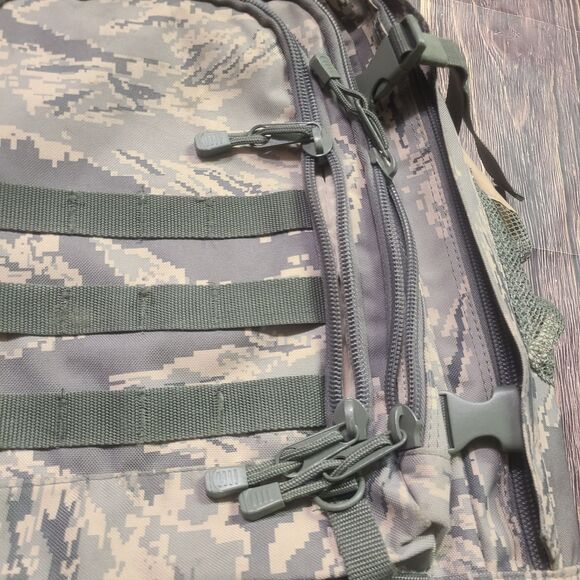 CODE ALPHA Expandable Backpack 3-Day Tactical Digital Camo US Military-Issued - Picture 4 of 13